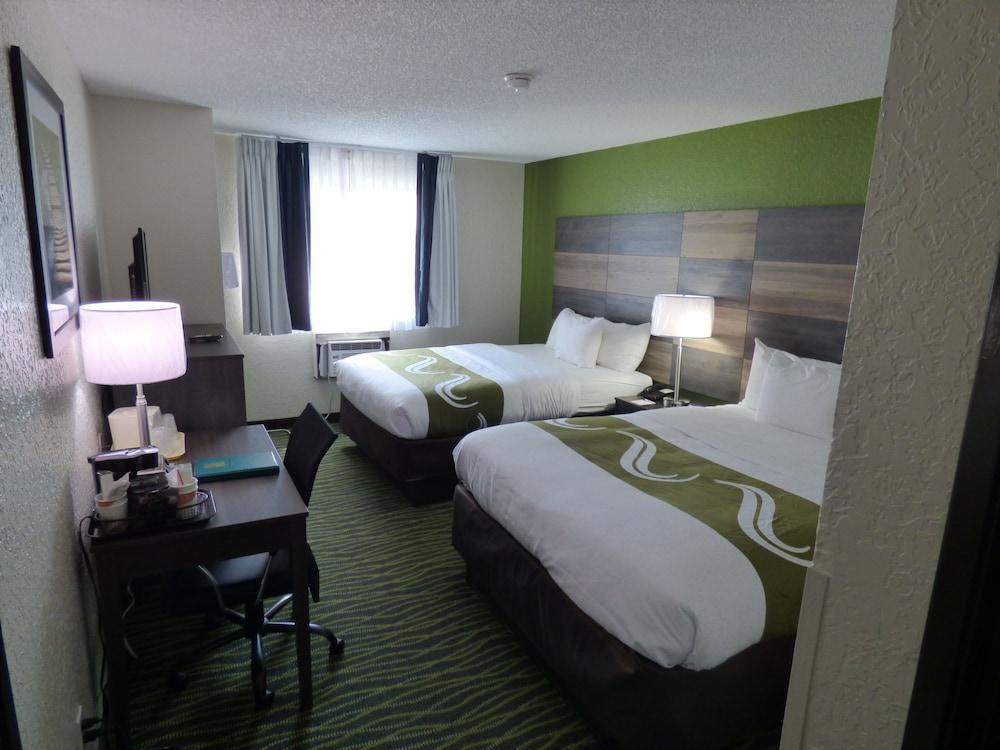 Quality Inn & Suites Leesburg Chain Of Lakes מראה חיצוני תמונה
